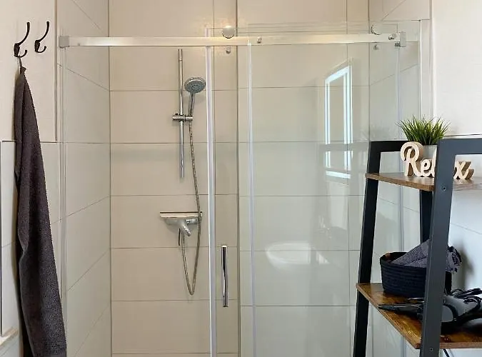 Elbnahe Mit 2 Schlafzimmern *